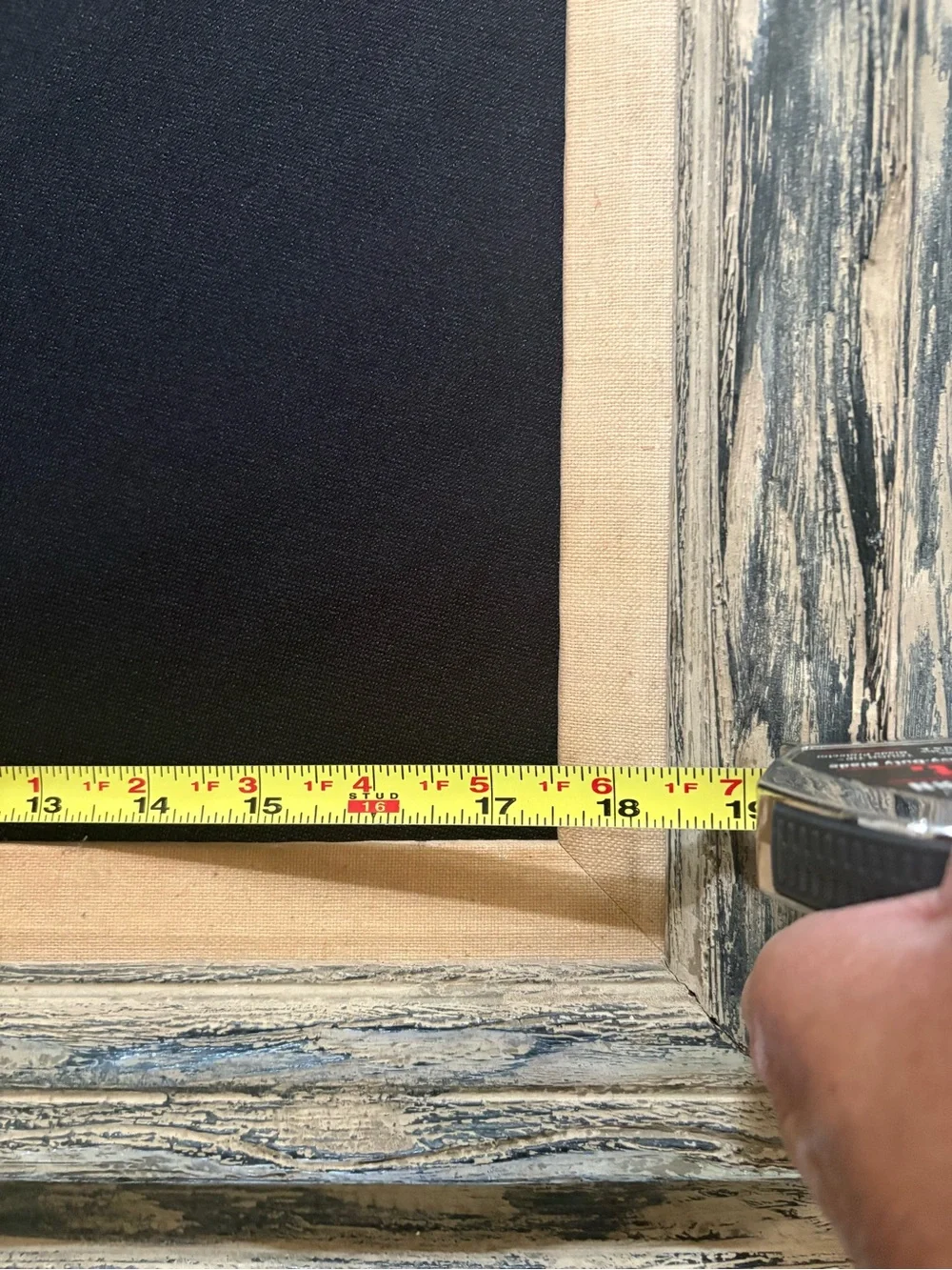 Vintage Rustic Weathered Wood Frame with Linen-Look Mat 26” x 22”